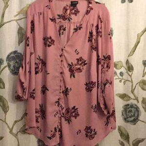 ❤️Torrid flower top